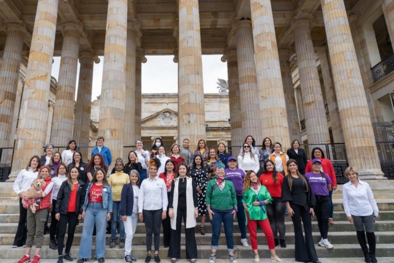 Este año el 40% de las listas para las elecciones al Congreso de la República son mujeres