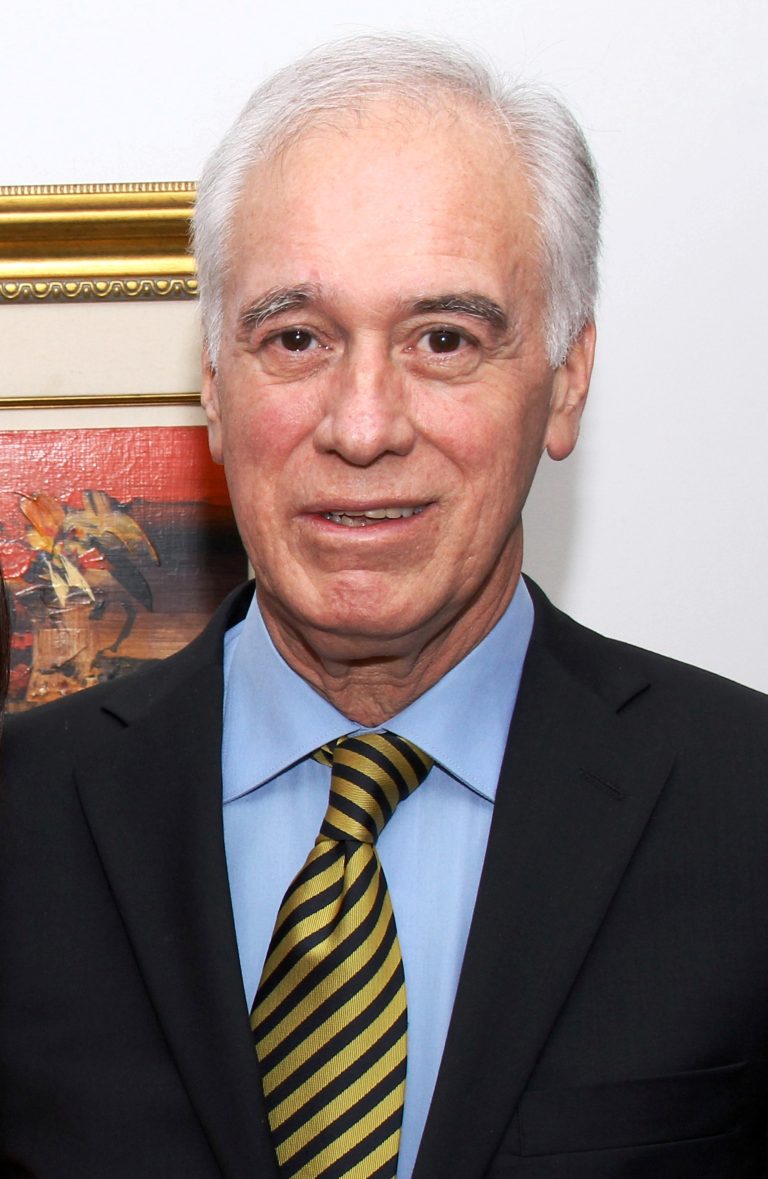 Gustavo Castro Caycedo: “El periodismo seguirá siendo un santuario de periodistas héroes y mártires”