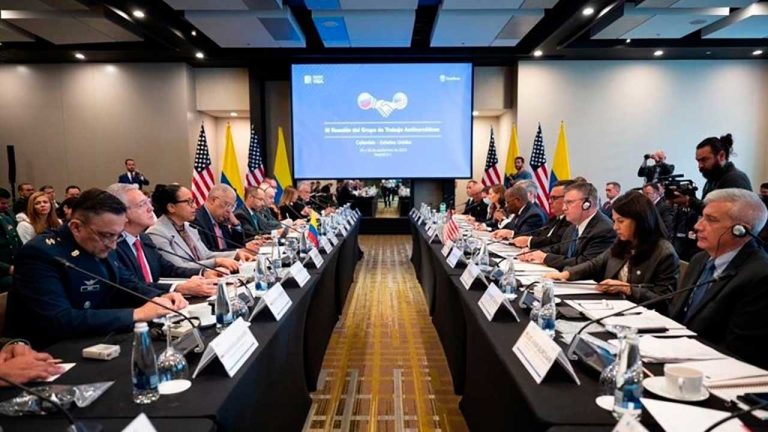 Colombia presentó nuevo enfoque Política Nacional de Drogas 2023-2033 en Grupo de Trabajo Antinarcóticos con EE.UU.