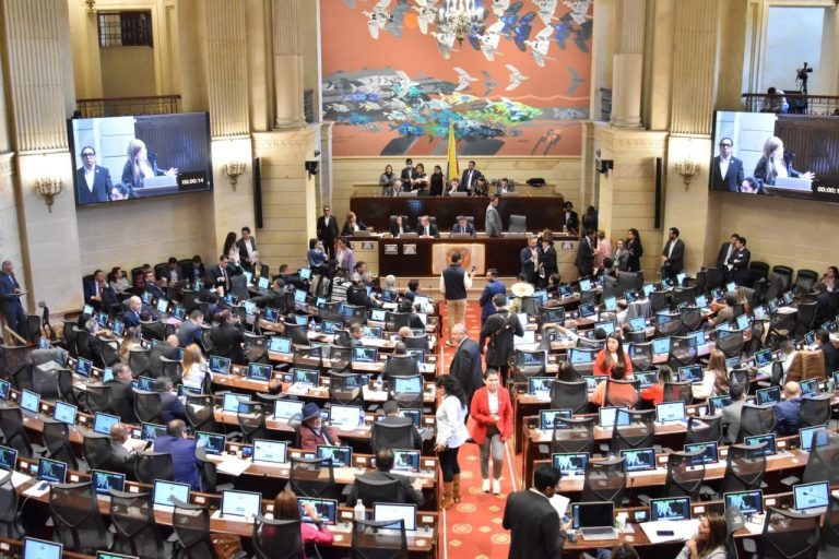 Avanza la reforma a la salud: comisión accidental presentó informe