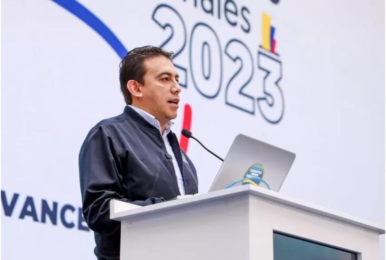 «Correr un puesto de votación es una derrota del Estado»: Registrador Alexander Vega