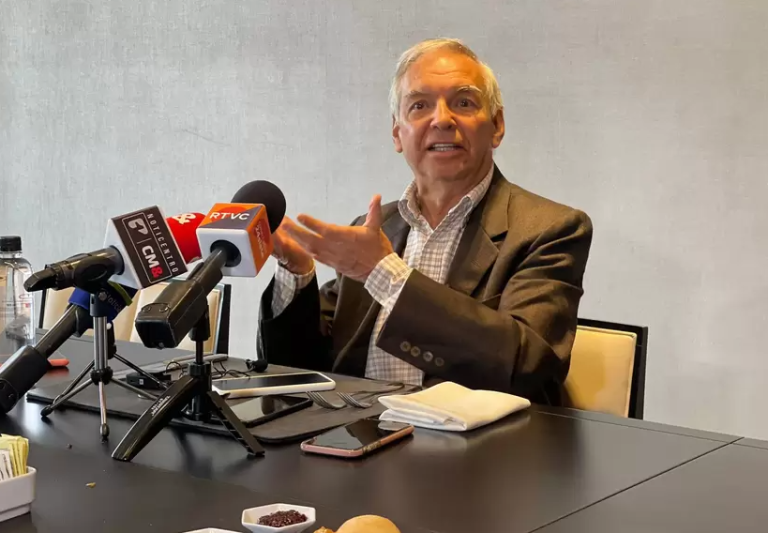 «Tendremos que hacer un recorte del presupuesto de 2024»: Minhacienda