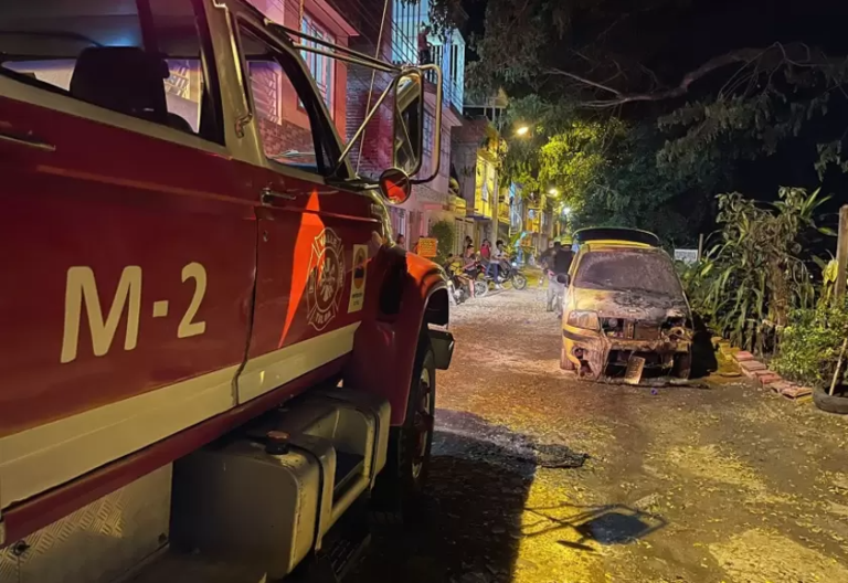 Decretan toque de queda y ordenan militarizar Tuluá, Valle tras oleada terrorista